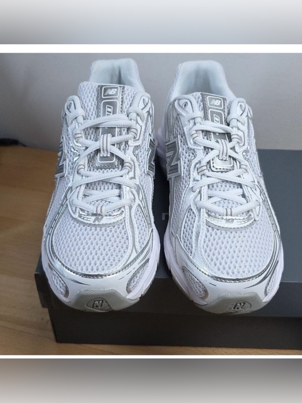 New Balance Women's White and Silver Walking Shoes - Picture 2 of 7